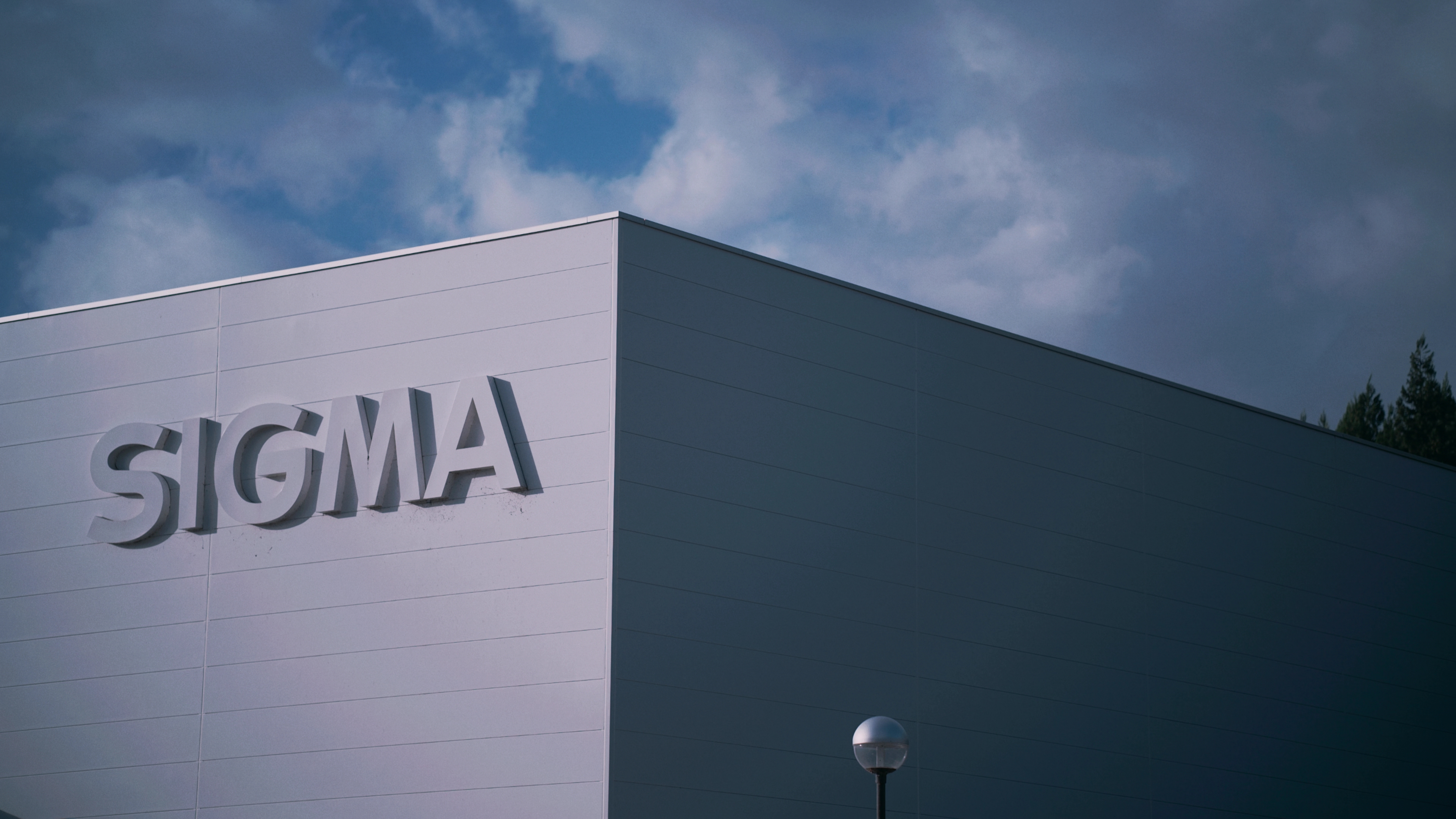 현재 시그마 SIGMA  아이즈 AIZU 공장 모습