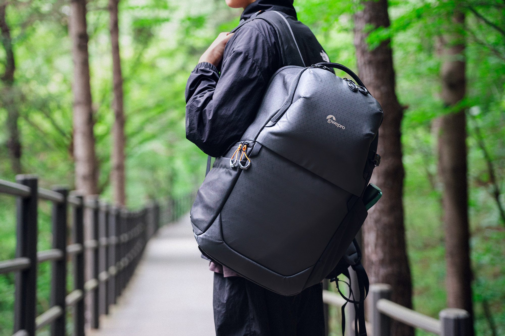 Lowepro Fastpack IV, 로우프로 Fastpack IV, 로우프로 패스트팩 IV, Fastpack IV, Fastpack 4, 카메라 백팩, 카메라 가방 추천, 여행용 카메라 백팩, 여행용 카메라 가방, 여행 백팩 추천, 카메라 여행 가방, 사진가 백팩, 사진작가 백팩, 미러리스 백팩, DSLR 백팩, 카메라 백팩 추천, 카메라 장비 가방, 카메라 수납 백팩