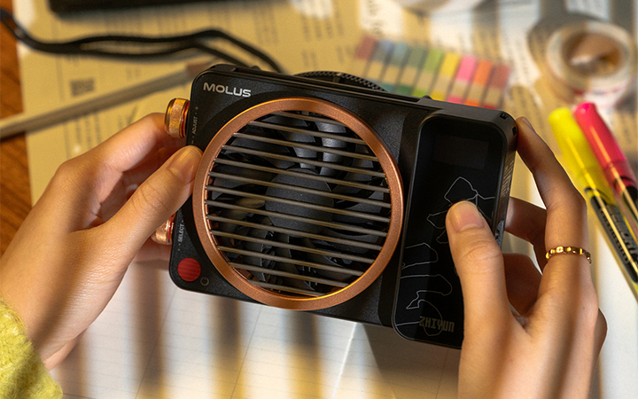 지윤 MOLUS X100 봄 맞이 이벤트