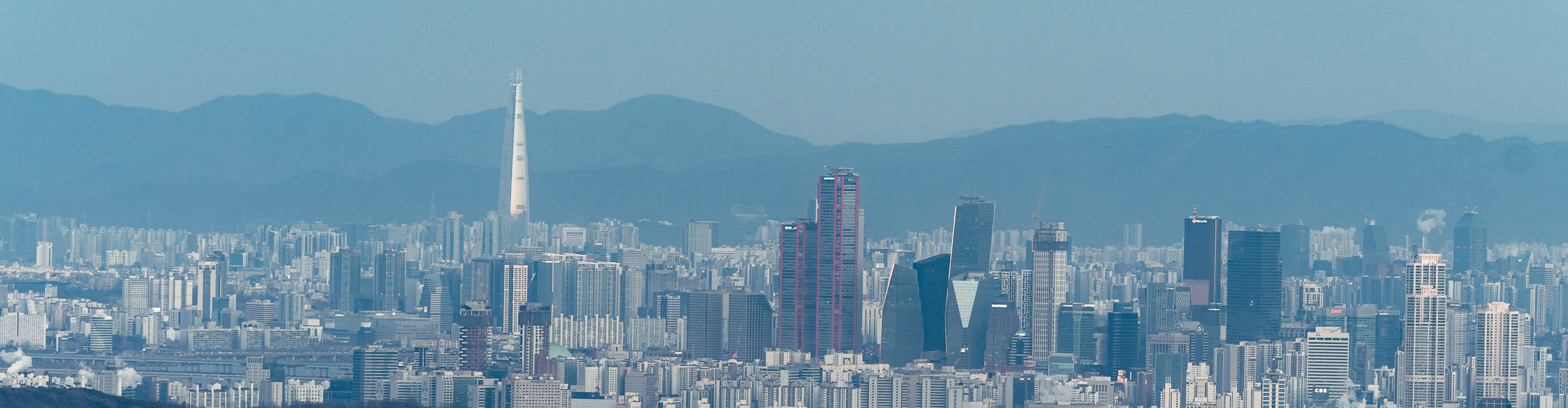 Laowa 200mm f/2 AF FF