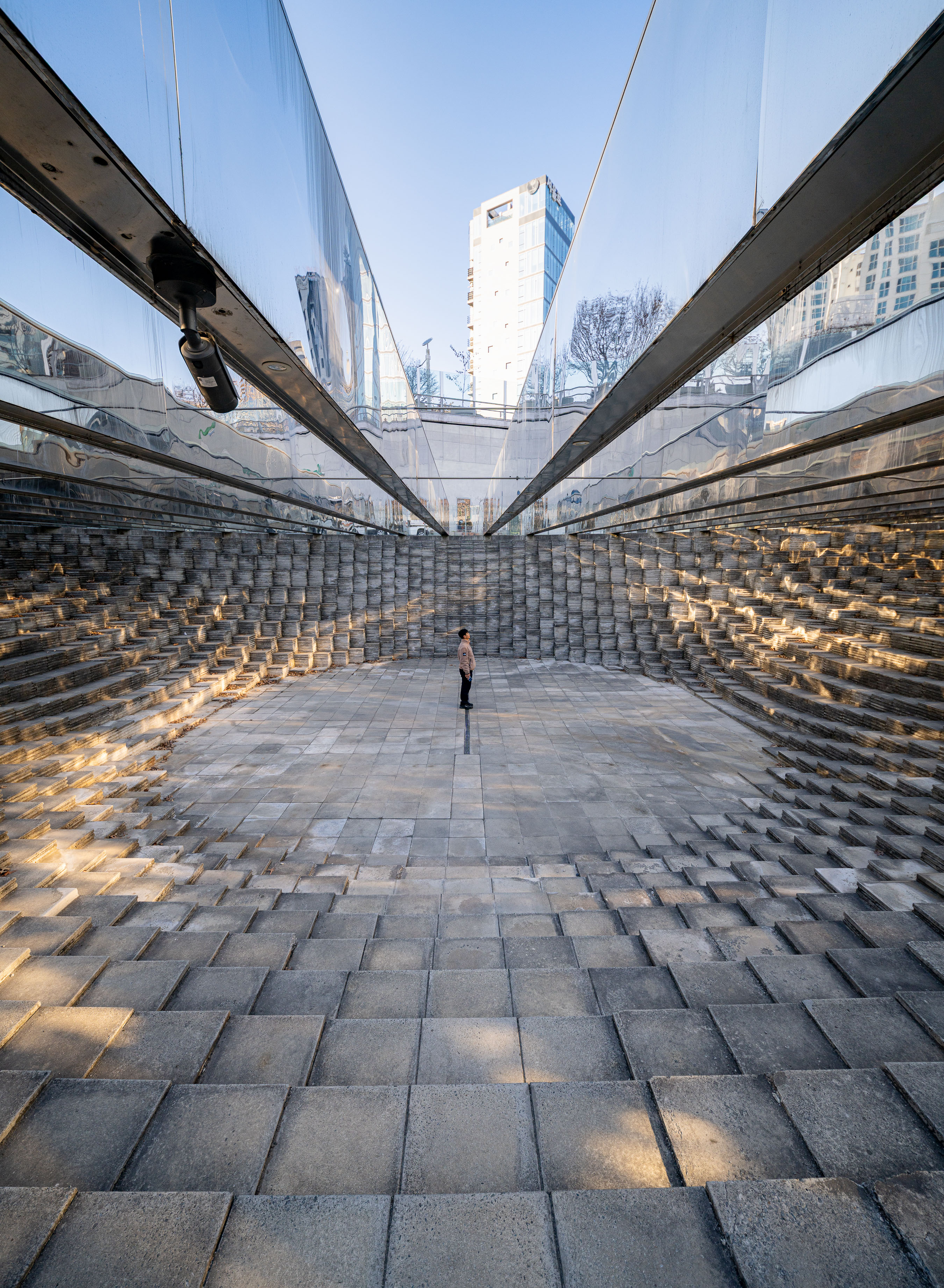 Laowa 12mm f/2.8 Lite Zero-D FF(AF)