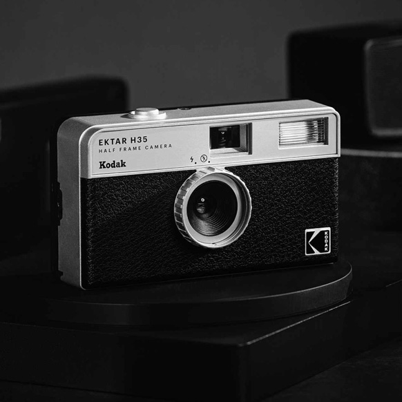 코닥 하프 필름 카메라 EKTAR H35 (BLACK)