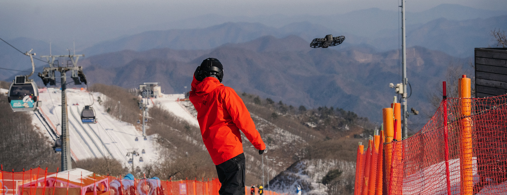 설원 위의 마지막 인사, HOVERAir